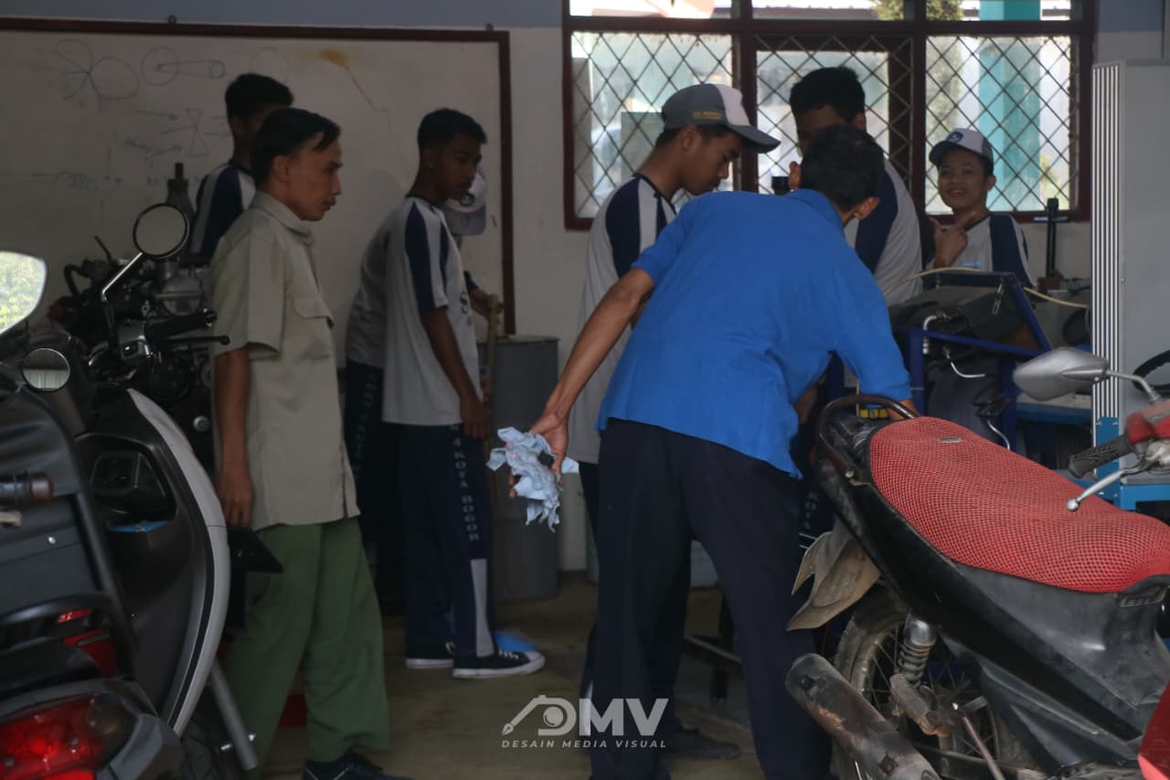 WhatsApp Image 2025-11-18 at 12.47.47 PM